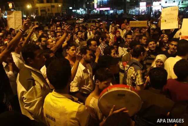 Nearly 3,000 Egyptian mourners gather in in Cairo's Tahrir Square on Oct.15, 2011, for a candlelight vigil in honor of Coptic Christians among 25 people killed in weekend clashes during a demonstration over an attack on...