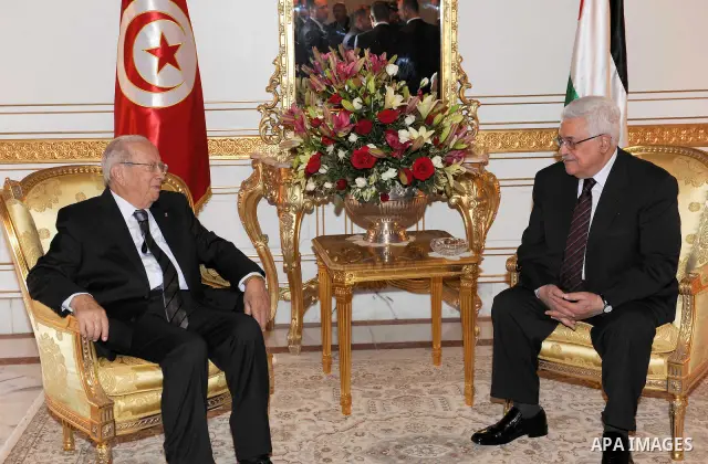 Palestinian President Mahmoud Abbas meets with Tunisian Prime Minister Beji Caid Essebsi, in Tunis, Tunisia, 11 November 2011. Abbas arrived in Tunisia on 10 November for talks with Tunisian Interim President Fouad Mbaza...
