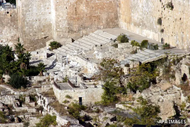 A view shows the remains outside the Al-Aqsa Mosque compound, Islam's third holiest site, in Jerusalem's Old City on November 14, 2011. Photo by Mahfouz Abu Turk