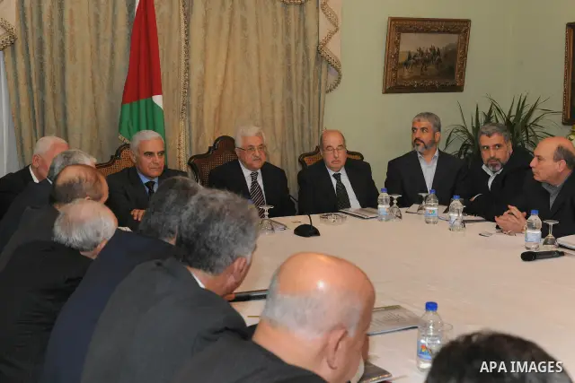 Palestinian President, Mahmoud Abbas (Abu Mazen), meets with Palestinian Fatah movement members and the leaders of Palestinian factions in Cairo on December 22, 2011.Palestinian factions, led by the former rivals Hamas a...