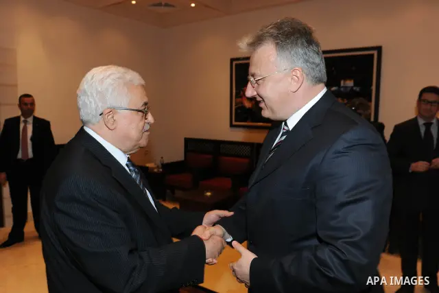 Palestinian President, Mahmoud Abbas (Abu Mazen) meets with Deputy Prime Minister of Hungary in the west bank city of Bethlehem, on Dec. 24, 2011. Photo by Thaer Ganaim