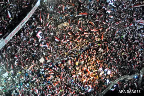 Egyptian opponents of ousted president Mohamed Morsi gather at Tahrir Square in Cairo, Egypt, 26 July 2013. Egyptian authorities on 26 July ordered ousted president Mohammed Morsi to be detained for 15 days pending furth...