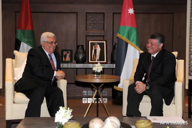 Palestinian President Mahmoud Abbas (Abu Mazen), meets with King Abdullah II of Jordan on Jan. 10, 2012. in Jordan. Photo by Thaer Ganaim