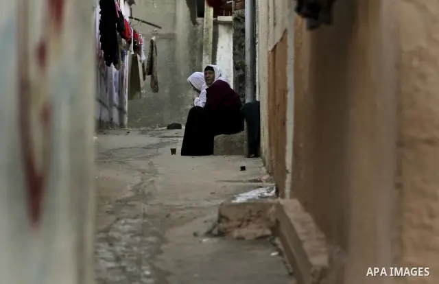 Palestinians refugee family in the Jabaliya refugee camp in the northern area of the Gaza Strip on 05 February 2012. Photo by Ali Jadallah