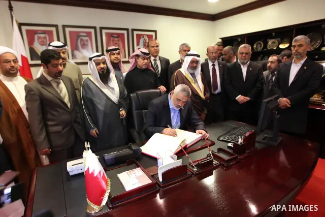 Palestinian prime minister, Ismail Haniya meets with officials Bahrains in the Bahraini capital of Manama , on Feb. 05, 2012 Photo by Mohammed Al-Ostaz
