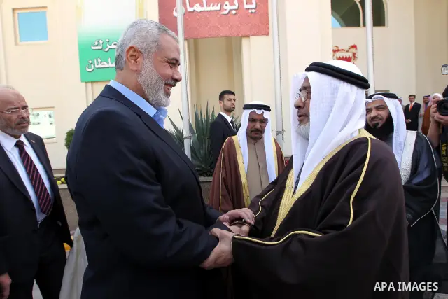 Palestinian prime minister, Ismail Haniya meets with officials Bahrains in the Bahraini capital of Manama , on Feb. 05, 2012 Photo by Mohammed Al-Ostaz