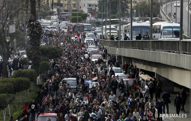 Demonstrators take part in a protest demanding that the army to hand power over to civilians, near the defence ministry in Cairo February 10, 2012. Egypt's religious authorities called on unions and youth groups to scrap...