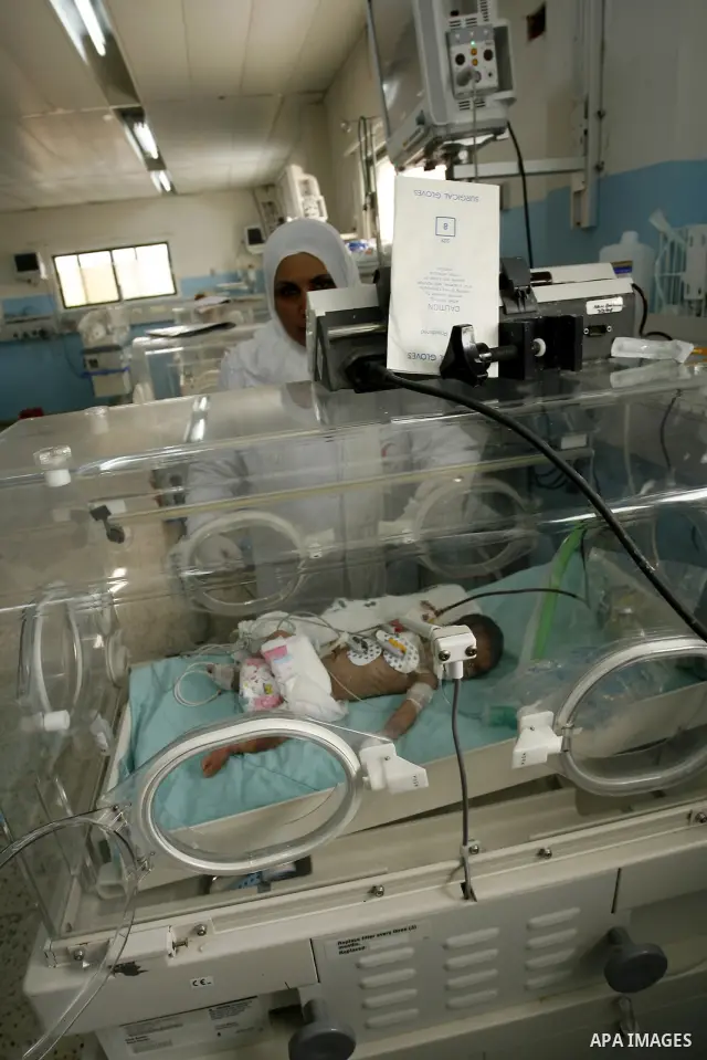 Premature babies receive treatment in the Nasser hospital in Khan Younis, southern Gaza Strip on February 15, 2012 as the hospital suffer from running out of fuel. Palestinian Ministry of Health in Gaza, calls for the Ar...