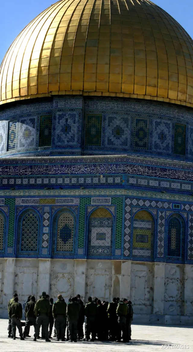 Israeli border policemen stand guard outside the Al-Aqsa mosque compound in Jerusalem’s Old City on February 21, 2012 after Israeli police and tourists visiting the site were stoned according to a police spokesman. A Pal...
