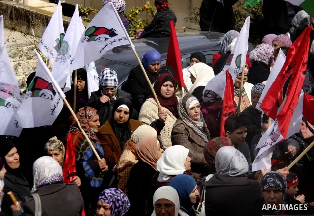 Palestinians participate in a demonstration calling for the release of Palestinian prisoners jailed in Israel, in the West Bank city of Nablus, Wednesday,Feb. 22, 2012. Photo by Wagdi Eshtayah