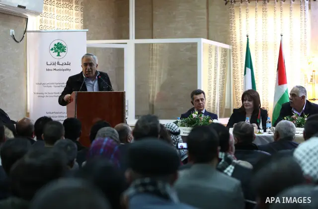 Palestinian Prime Minister Salam Fayyad, during openning projects in the West Bank City of hebron, on March.17, 2012. Photo by Mustafa Abu Dayeh