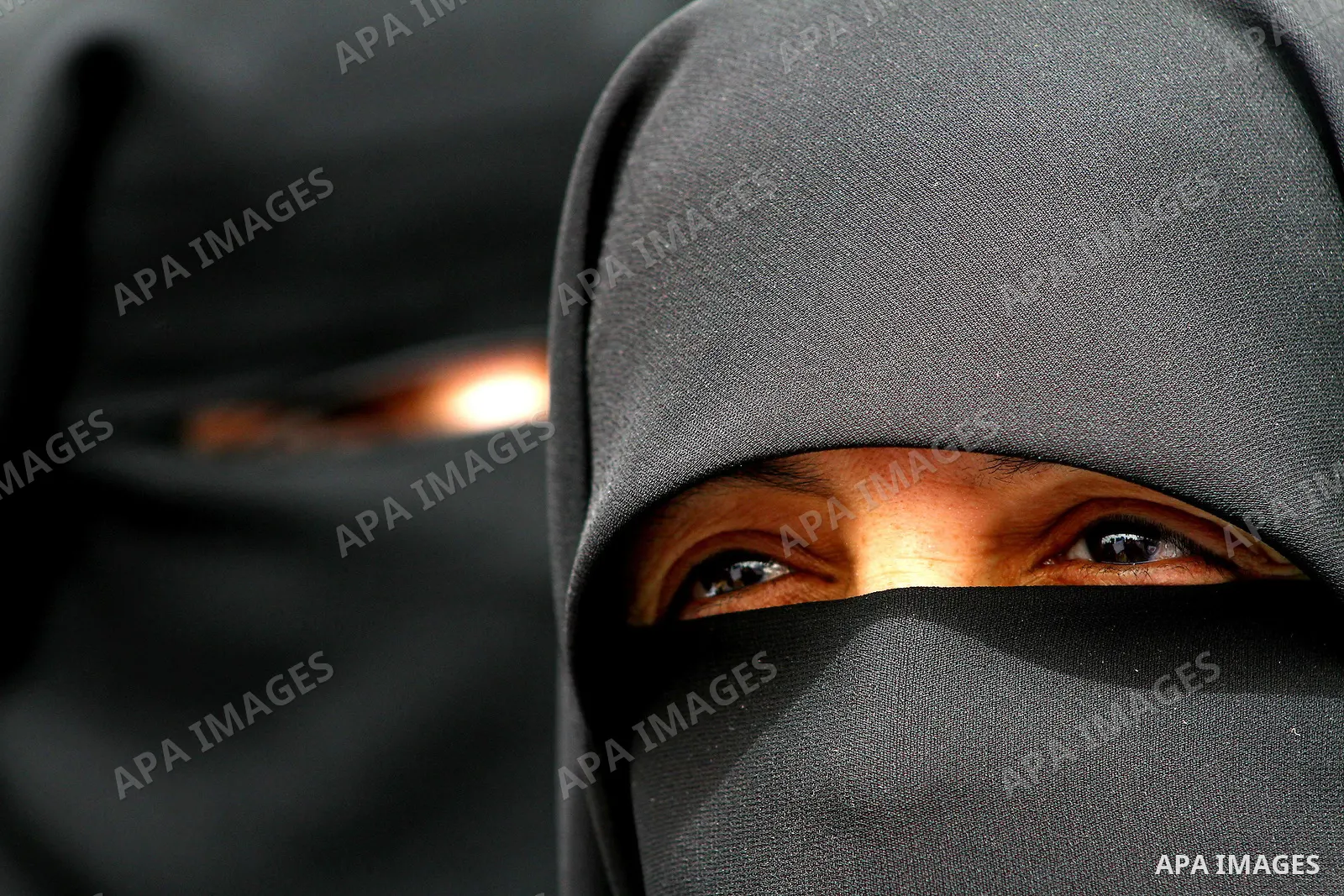 Palestinian women take part in a Hamas rally calling on Egyptian authorities to provide the Gaza Strip with electricity and fuel near the Rafah Border crossing, in the southern Gaza Strip, 20 March 2012. Gazans are repor...