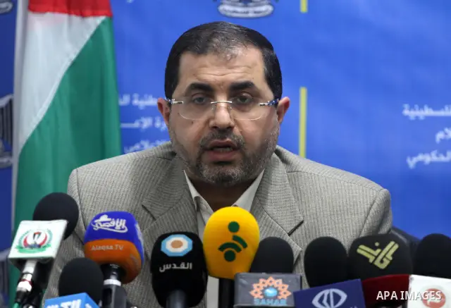 Palestinian Minister of Health, Bassem Naim delivers speech in a press conference about power crisis in Gaza City on Mar. 25, 2012. Photo by Mohammed Asad
