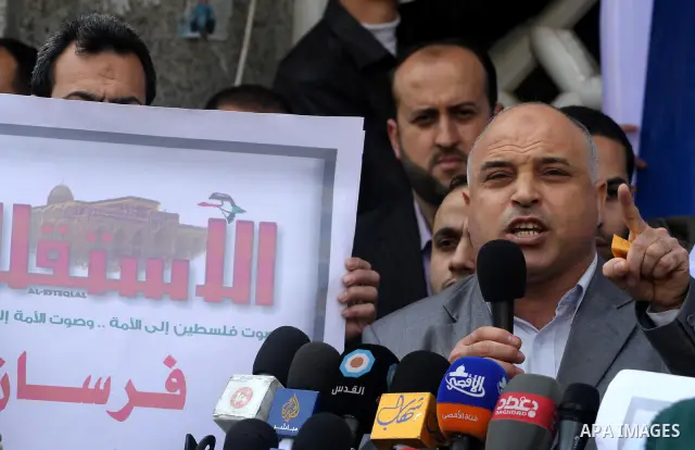 A Palestinian official, delivers speech during a press conference against arrest of the journalist Yousef Al Shaib in the West Bank, today in Gaza City on Apr. 04, 2012. Photo by Mohammed Asad