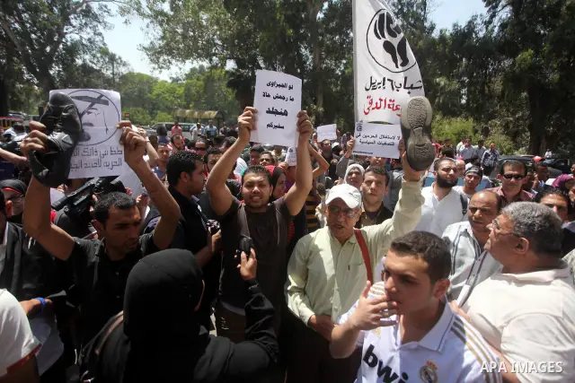 Egyptian protesters take part in a demonstration in front of the Saudi Arabian embassy in Cairo on April 24, 2012, calling for the release of Egyptians who have been detained in the kingdom, including Ahmed Al-Gizawi who...