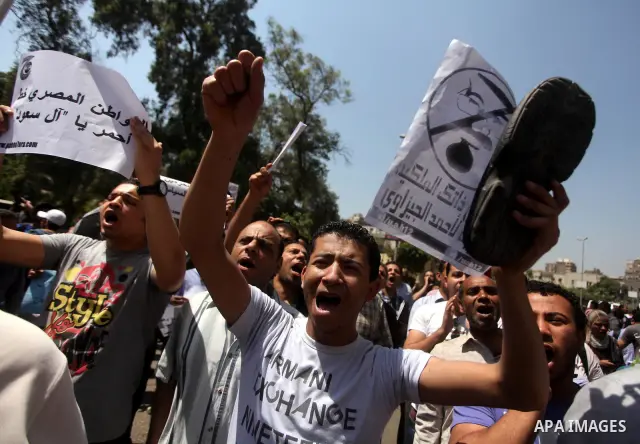 Egyptian protesters take part in a demonstration in front of the Saudi Arabian embassy in Cairo on April 24, 2012, calling for the release of Egyptians who have been detained in the kingdom, including Ahmed Al-Gizawi who...