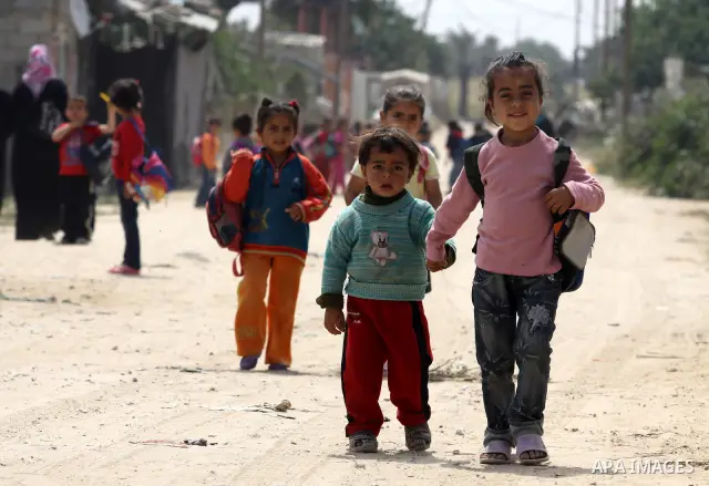 Palestinian Children of Al-Samuni family, leav there schools in Gaza City, on May 03, 2012. the Israeli military has decided on Tuesday, May 1, 2012 not to file any charges in one of the gravest incidents in its 2009 war...