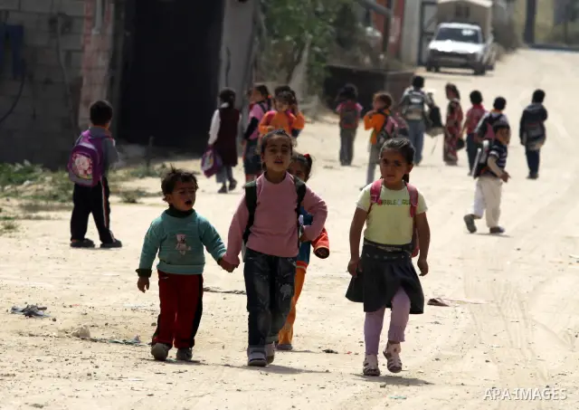 Palestinian Children of Al-Samuni family, leav there schools in Gaza City, on May 03, 2012. the Israeli military has decided on Tuesday, May 1, 2012 not to file any charges in one of the gravest incidents in its 2009 war...