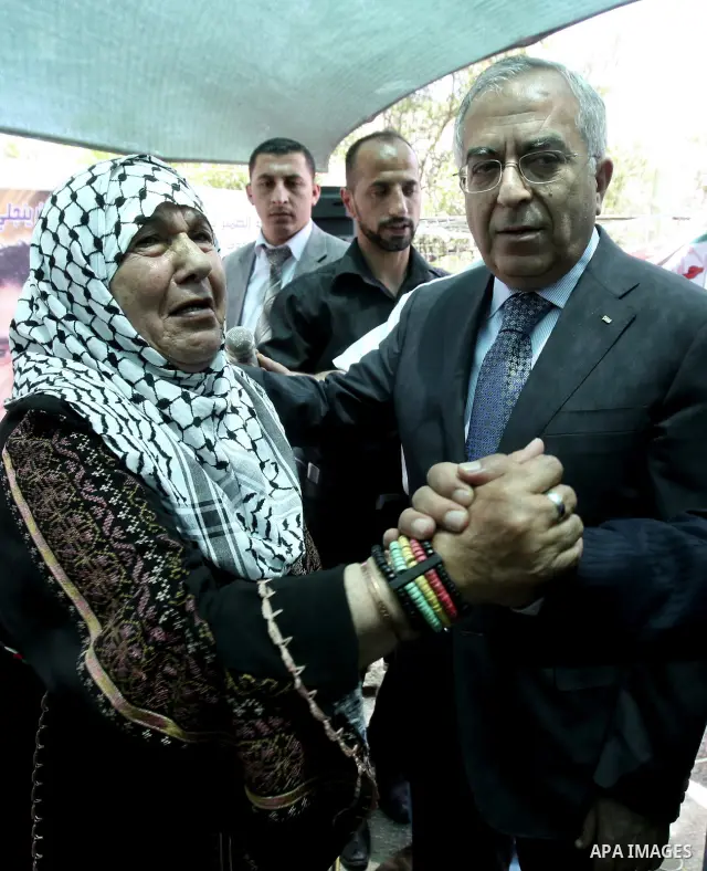 Palestinian Prime Minister Salam Fayyad during a support campaign for Palestinian prisoners on hunger strike Israeli jails, in the West Bank town of Nablus, Sunday , May 6, 2012 . Photo by Wagdi Eshtayah