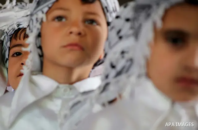 Palestinian children take part in a rally in Gaza City ahead of Nakba May 9, 2012. On May 15 Palestinians will mark "Nakba," or catastrophe, of Israel's founding in a 1948 war, when hundreds of thousands of their brethre...