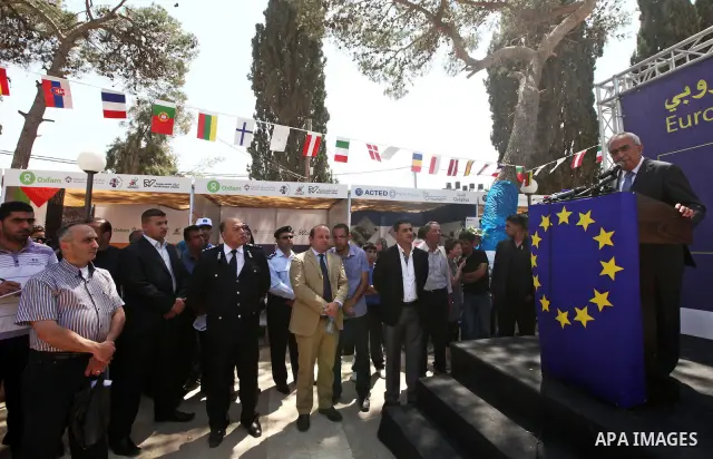 Palestinian Prime Minister Salam Fayyad, participates in a ceremony of the celebration "Europe Day", in the West Bank city of Ramallah, on May 09, 2012. Photo by Mustafa Abu Dayeh