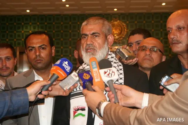 Palestinians delegation of released prisoners in press conference after meeting with the Secretary General of the League of Arab States Nabil Arabi in Egypt on May 12, 2012. Photo by Emad Ashtawy