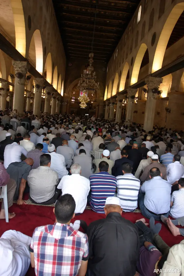 Palestinian Muslim worshippers participate Friday prayers, at the Al Aqsa Mosque compound, in Jerusalem's old city on May 18, 2012. Photo by Mahfouz Abu Turk