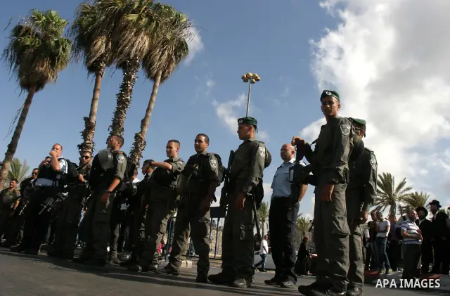 Israeli police Prevented Palestinian demonstrators as they try to disperse a protest against a parade marking Jerusalem Day, in front of Damascus Gate outside Jerusalem's Old City May 20, 2012. Jerusalem Day marks the an...