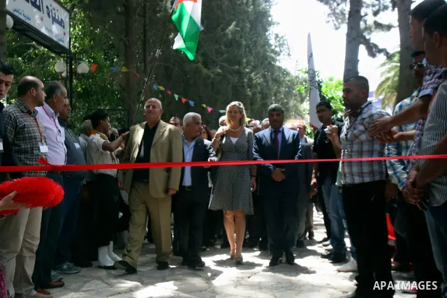 Palestinian Agriculture Minister with Representative of the Netherlands to the Palestinian National Authority, participate in the opening of Palestinian agricultural festival at strawberry and roses , in the West Bank ci...