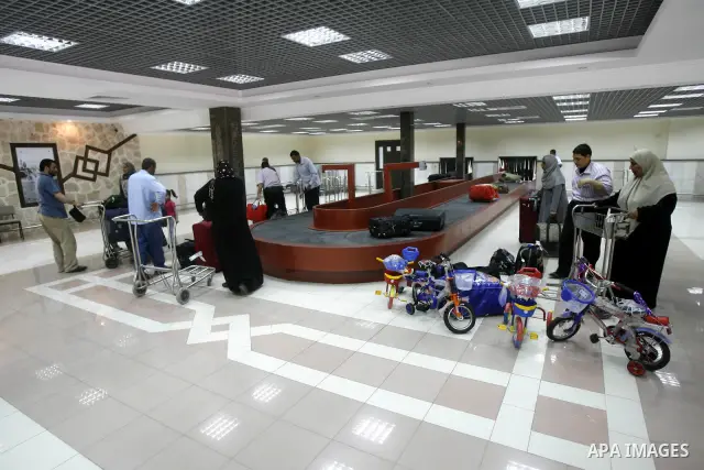 Palestinians access to the Rafah border crossing between Egypt and the Gaza Strip. Islamic Relief provided million for the reconstruction of the Rafah border crossing between Egypt and Gaza, on May 28, 2012. Photo by Eya...