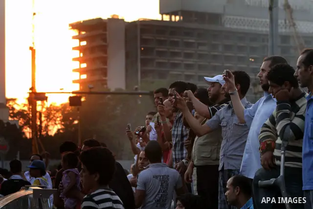 Egyptian protesters chant slogans against Egyptian presidential candidate Ahmed Shafiq in Tahrir Square decrying the result of the first round of voting in the Egyptian presidential election in Cairo, Egypt, Friday, June...