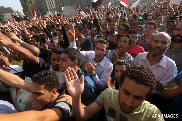 Egyptian anti-Mubarak protesters gather in Cairo's Tahrir square on June 02, 2012. Egypt's Muslim Brotherhood called for mass protests after a court sentenced ousted President Hosni Mubarak and his interior minister to l...