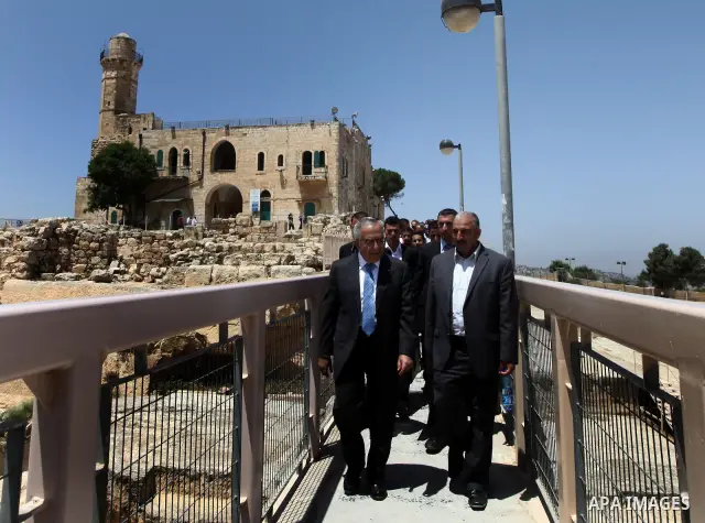 Palestinian Prime Minister, Salam Fayyad, visits the village of Nabi Samuel in the west of Jerusalem, on June 04, 2012. Photo by Mustafa Abu Dayeh