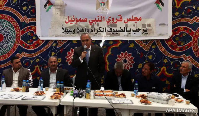 Palestinian Prime Minister, Salam Fayyad, visits the village of Nabi Samuel in the west of Jerusalem, on June 04, 2012. Photo by Mustafa Abu Dayeh