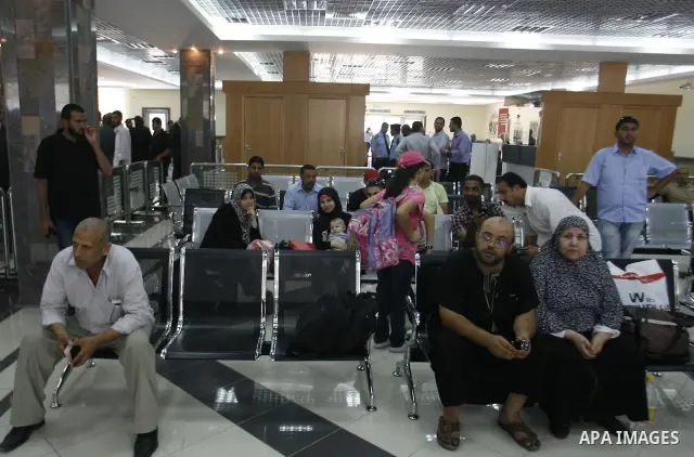 Palestinians access Rafah border crossing between Egypt and Gaza Strip. Islamic Relief provided million for the reconstruction of the Rafah border crossing between Egypt and Gaza, on May 28, 2012. Photo by Eyad Al Baba
