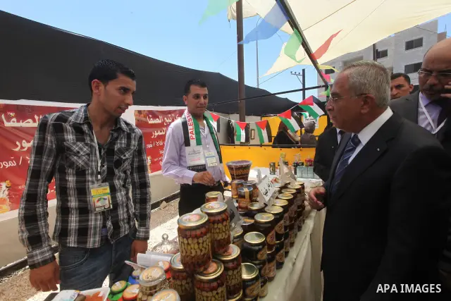 Palestinian Prime Minister, Salam Fayyad, participates in press conference in the West Bank city of Tulkarm, on July, 17, 2012. Photo by Mustafa Abu Dayeh