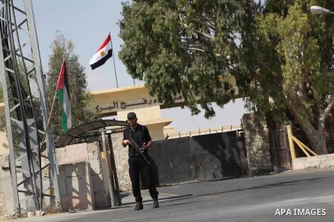 A Palestinian Hamas security guard on duty on the border between Egypt and Gaza strip in Rafah town southern Gaza strip on, 06 August 2012. Reports state that at least five gunmen were killed after they tried to infiltra...