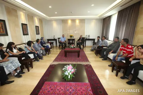 Palestinian Prime Minister, Salam Fayyad meets with the delegation of the Palestinian Central Chess in the West Bank city of Ramalah, on Agu. 16, 2012. Photo by Mustafa Abu Dayeh