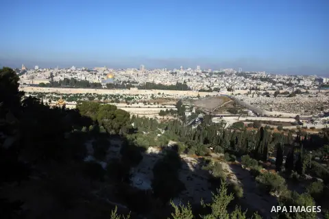 General view shows Jerusalem's Old City and al-Aqsa Mosque compound, Islam's third holiest site, in Jerusalem on Aug 16,2012. Photo by Issam Rimawi