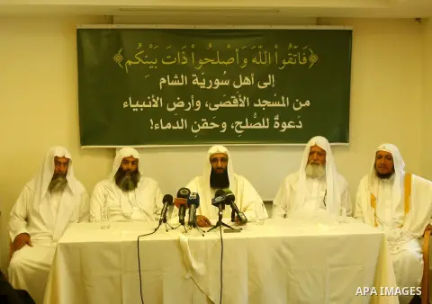 Sheikh Salah Abu Arafa speaks during press conference to discuss the situation in Syria at the Ambassador Hotel, in the West Bank city of Jerusalem, on Aug. 30, 2012. Photo by Mahfouz Abu Turk