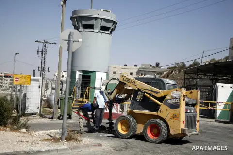 A part of Israel's separation barrier between Pisgat Ze'ev Jewish settlement and Shu'fat refugee camp near Jerusalem city on Sep. 05, 2012. Pisgat Ze'ev is situated east of Shuafat and Beit Hanina, west of Hizma, south o...