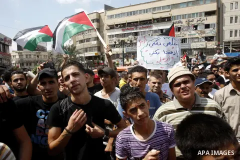 Palestinians protest against rising fuel prices and the high cost of living, in the West Bank city of Nablus, on , Sep. 09, 2012. Photo by Nedal Eshtayah