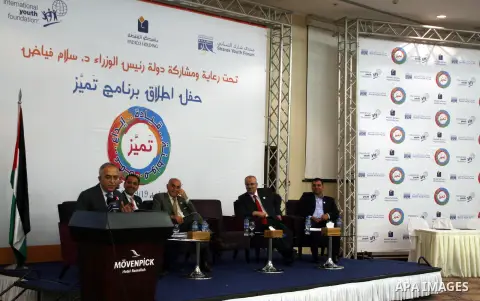 Palestinian Prime Minister Salam Fayyad speaks during the ceremony of launch of "Distinction Program " in the West Bank city of Ramallah September 19, 2012. Photo by Issam Rimawi