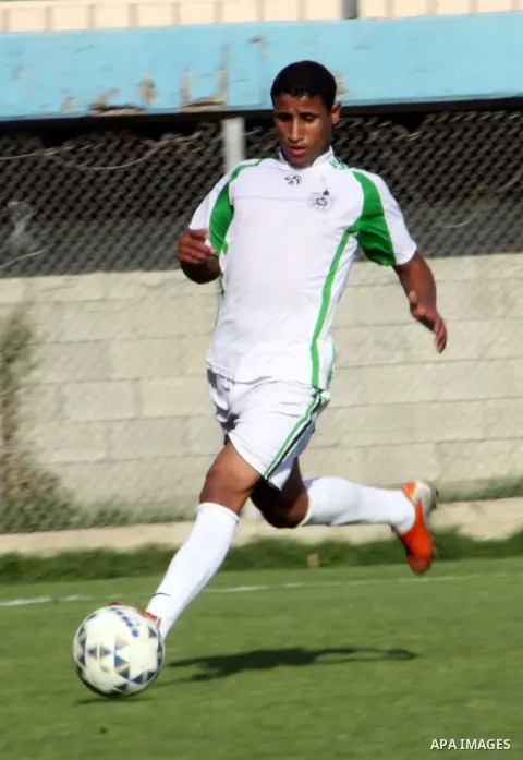 Palestinian soccer team of Shijaia and team of Rafah services, play during Match Clasico in Gaza city on Oct. 19, 2012. Photo by Alaa Shamaly