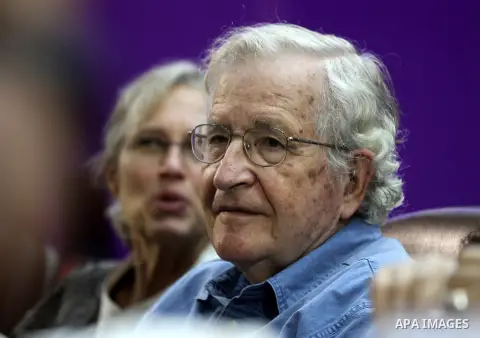 Jewish-American scholar and activist Noam Chomsky during his visit to the Islamic University in Gaza City, on Oct. 20, 2012. Photo by Majdi Fathi