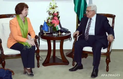 Palestinian president Mahmoud Abbas meets with the EU Foreign Policy chief Catherine Ashton (L) at the presidential headquarters in the West Bank city of Ramallah on October 25, 2012, as she wraps up a brief two-day visi...