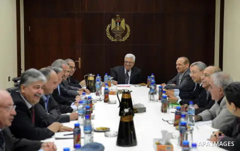 Palestinian President Mahamoud Abbas meets with of the Executive Committee of the PLO in Palestinian Authority headquarter in the west bank city of Ramallah on Oct. 29, 2012. Photo by Thaer Ganaim