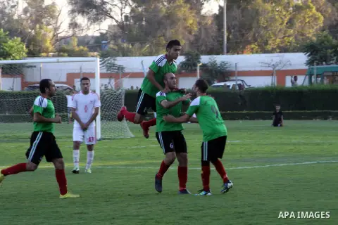 The Palestinian team of Union Shijaia and the team of Gaza Sports during the Palestinian league in Gaza city on Oct. 29, 2012. Photo by Alaa Shamaly