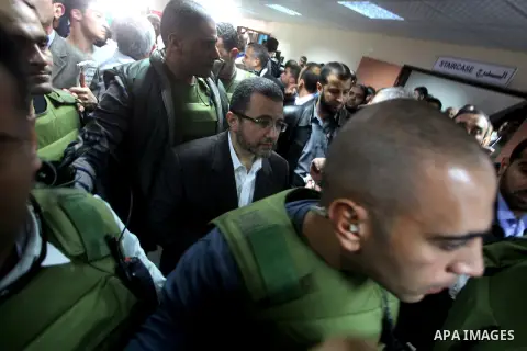 Palestinian Prime Minister in the Gaza Strip Ismail Haniya receives Egyptian Prime Minister Hisham Qandil in Gaza City, on November 16, 2012 . Egyptian premier Hisham Qandil vowed to intensify Cairo's efforts to secure a...