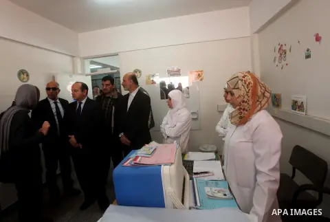 John Gat Rutter representative of the European Union visits UNRWA hospital in Gaza city, on Nov. 28, 2012. The European Commission will contribute 11.5 million euros to support the work of the United Nations assisting Pa...